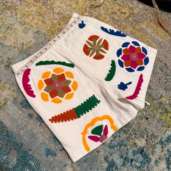 New Zara Mens White Embroidered Floral Shorts SET size S - Picture 9 of 11